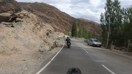 Candidate rider: white_bike/none