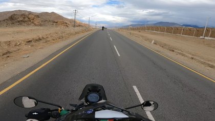 Candidate rider: white_bike/none